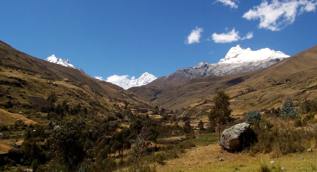 Chunta Huanca Hill