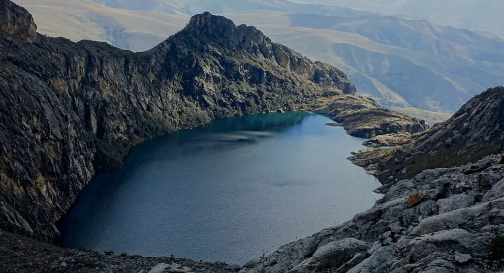 Lake-churup (2)