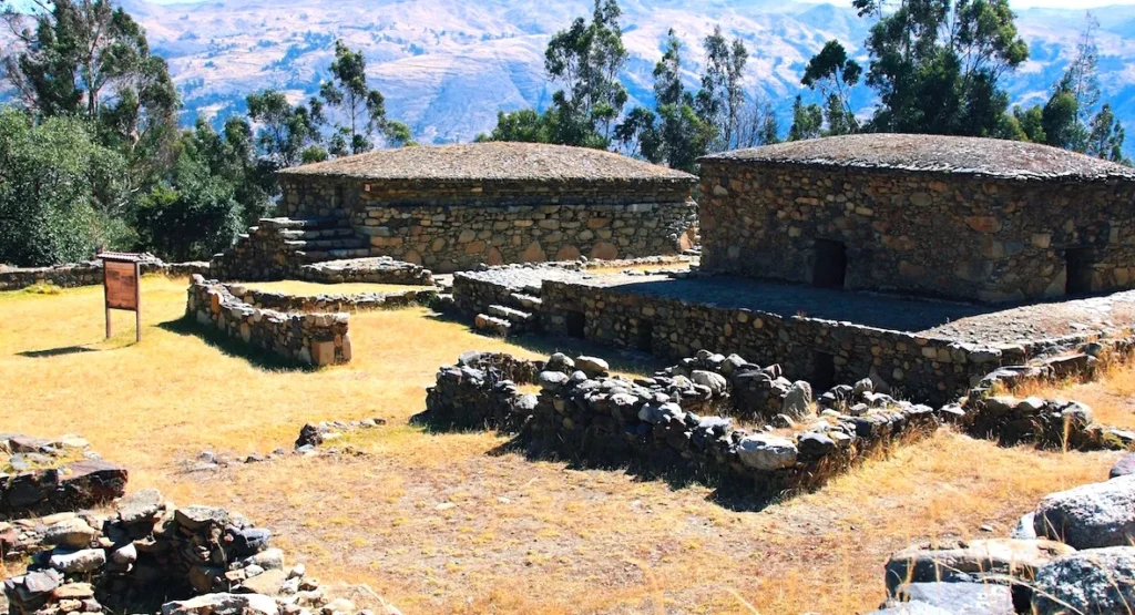 Wilcahuain-Ruins-1